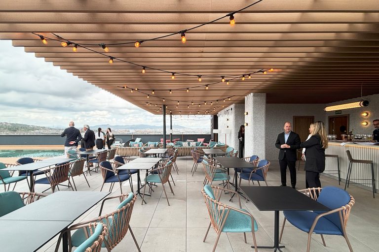 not-Hotel-Viladecans-03